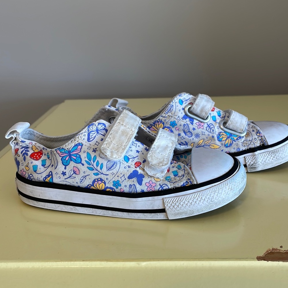 Girls Butterfly Converse